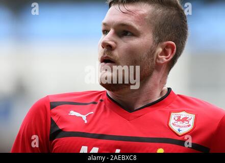 2 février 2013 - Championnat de Football nPower - Cardiff City Vs. La ville de Bristol - Aron Gunnarsson de Cardiff City - Photo : Paul Roberts /Oneuptop/Alamy. Banque D'Images