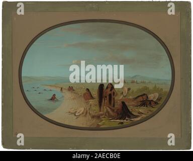 Cette œuvre de George Catlin, datée de 1861-1869, montre des guerriers Crow se baignant, représentant des figures humaines, des vêtements traditionnels, des coiffures, des postures, et l'environnement fluvial dans un contexte culturel nord-américain. Banque D'Images