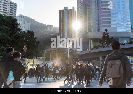 L'île de Hong Kong, Hong Kong - Dec 8, 2019 : Charte internationale des droits de l'homme manifestation à Hong Kong, 0,8 millions de personnes dans la rue contre la policía Banque D'Images