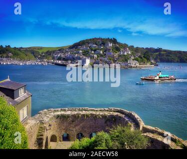 Go - DEVON : La vue de Dartmouth donnant sur Bayard's Cove Fort vers Kingswear Banque D'Images