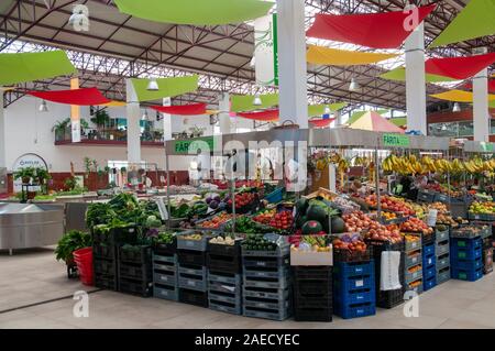 Le marché municipal de Aveiro, Portugal vente de fruits et légumes frais Banque D'Images