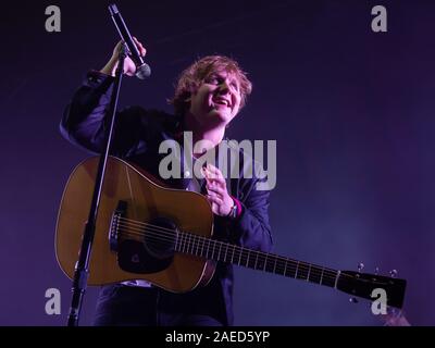 Glasgow, Écosse, Royaume-Uni 7 décembre 2019, fils préféré d'Écosse - Chanteur, auteur-compositeur Lewis Capaldi plaisirs son accueil public à un sold out O2 Academy Banque D'Images