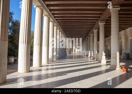 Grèce, Athènes - 30 NOVEMBRE 2019 : Stoa d'Attalos à Athènes, Grèce Banque D'Images