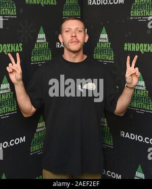 Anaheim, Californie, USA. 8e Dec 2019. Matt Maeson assiste à presque Absolut KROQ Acoustic 2019 Noël chez Honda Center le 8 décembre 2019 à Anaheim, en Californie. Photo : imageSPACE/MediaPunch MediaPunch Crédit : Inc/Alamy Live News Banque D'Images