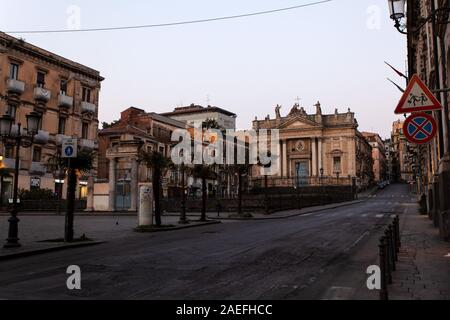 Vue de l'amphithéâtre romain à Stesicoro, Catania Banque D'Images