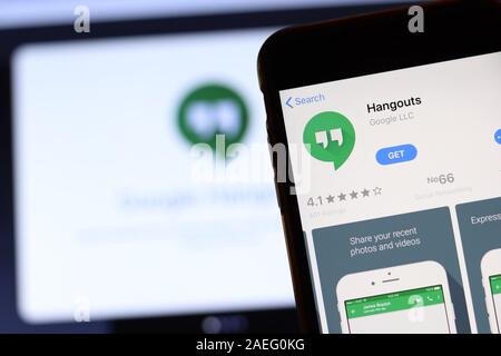 Los Angeles, Californie, USA - 26 novembre 2019 : Google Hangouts icône sur l'écran du téléphone avec le logo sur l'arrière-plan flou, éditorial d'illustration. Banque D'Images