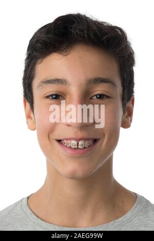 Portrait of a happy girl with braces Banque D'Images