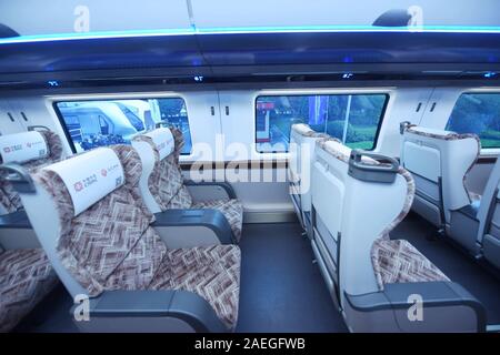 Vue de l'intérieur de la 600km/h à haute-vitesse Maglev Train par CRRC sur l'affichage lors d'une exposition dans la ville de Hangzhou, Zhejiang Province de Chine Orientale sur Décembre Banque D'Images