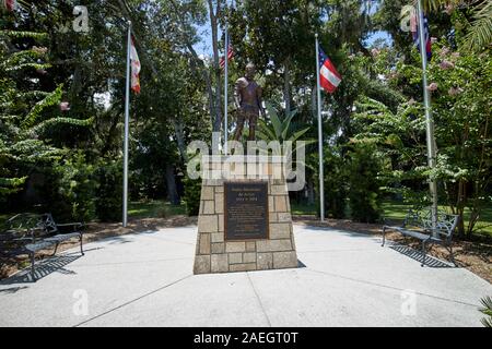 Statue de Pedro Menendez de aviles en fontaine de Jouvence, Parc archéologique de St Augustine florida usa Banque D'Images