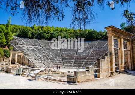 Vue panoramique de la théâtre d'Epidaure en Grèce Banque D'Images