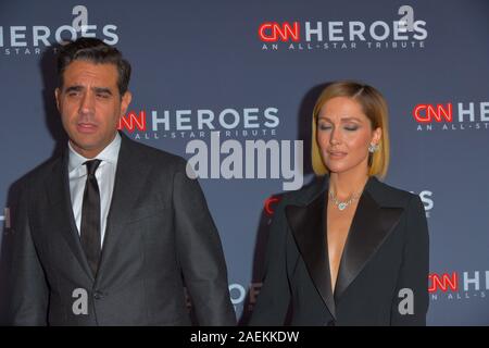 NEW YORK, NY - 08 DÉCEMBRE : Bobby Cannavale et Rose Byrne assister à la 13e édition de la CNN Heroes à l'American Museum of Natural History le 08 décembre Banque D'Images