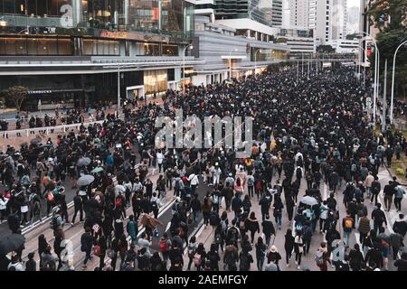 Hong Kong - Décembre 8, 2019 : Plus d'un million d'assister à la démo de Hong Kong contre l'extradition controversée loi. Manifestation à Hong Kong. Banque D'Images