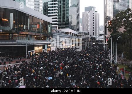 Hong Kong - Décembre 8, 2019 : Plus d'un million d'assister à la démo de Hong Kong contre l'extradition controversée loi. Manifestation à Hong Kong. Banque D'Images