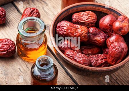 Teinture de guérison ou de fruits unabi jujube.Chinese medicine Banque D'Images