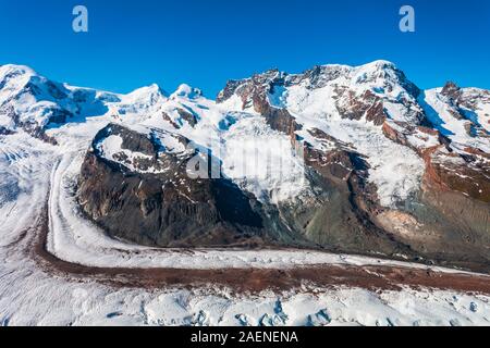 Monte Rosa massif de montagne et glacier du Gorner vue panoramique depuis le point de vue près de la ville de Zermatt Gornergrat, Suisse Banque D'Images