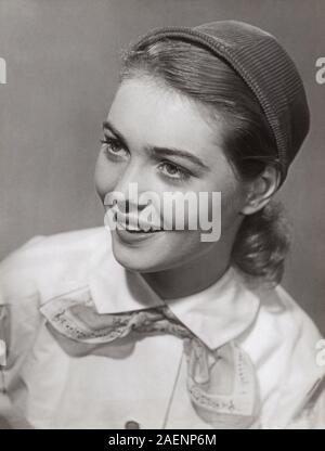 Ingeborg Schöner, deutsche Schauspielerin, Deutschland um 1955. L'actrice allemande Ingeborg Schoener, en Allemagne autour de 1955. Banque D'Images