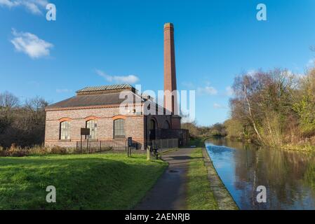 Galton Valley Station de pompage à Smethwick, Midlands de l'eau pompée à partir de la nouvelle ligne principale de l'ancien canal jusqu'à la ligne principale de canal Banque D'Images