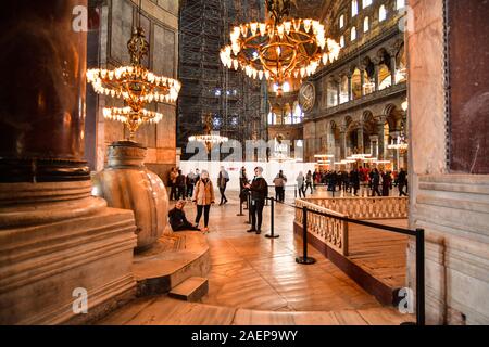 Turquie, Istanbul. Sainte-sophie (Aya Sofia) est une grande basilique chrétienne de Constantinople construite au 4ème siècle, puis reconstruit en plus sur la 6ème ec Banque D'Images