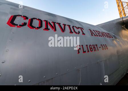 Condamner Airways Flight 338 transport de prisonniers s'échapper prix dans Greenwich, London, UK. Avion ATR42 converti pour échapper jeu de rôle Banque D'Images