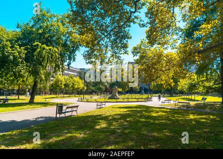 BELGRADE, SERBIE - août 10, 2019 : Statue en place centrale. Belgrade est la capitale de la Serbie. Banque D'Images