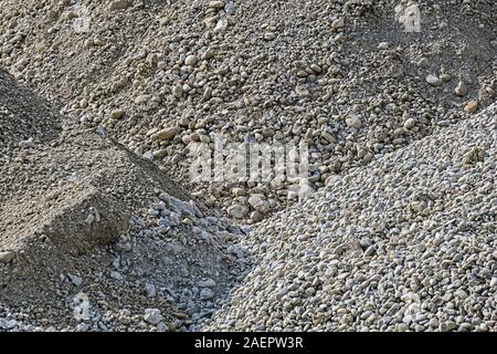 Pierres et pepples sur une pile sur un site de construction Banque D'Images