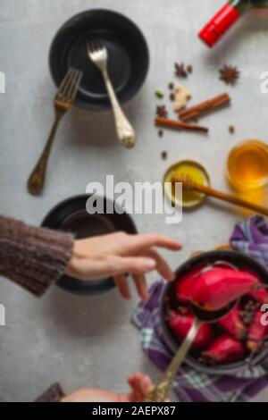 Bagatelle, bagatelle poire recette, dessert, vin rouge, la cannelle Banque D'Images