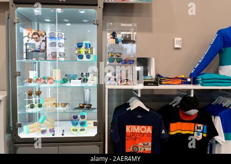 Boutique de merchandising de Fernando Alonso Le Musée. Image prise le 5 décembre 2019 dans les Asturies, en Espagne.. Image prise le 5 décembre 2019 dans les Asturies, Sp Banque D'Images