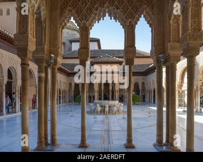 Cour du Palais Nasrides, Alhambra, Granada, Espagne Banque D'Images