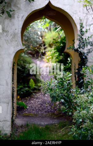 Minaret,folie,folie,méditerranée,Afrique du nord,jardin,jardin,fonction Kilravock gardens, West Cork garden trail Floral,RM Banque D'Images