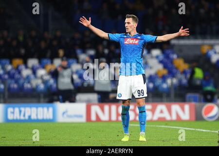 Naples, Italie. 11Th Feb 2019. Arkadiusz Milik de Napoli réagit au cours de la Ligue des Champions, Groupe e match de football entre SSC Napoli et KRC Genk le 10 décembre 2019 au Stadio San Paolo de Naples, Italie - Photo Federico Proietti/ESPA-Images : Crédit photographique/Agence européenne du sport Alamy Live News Banque D'Images