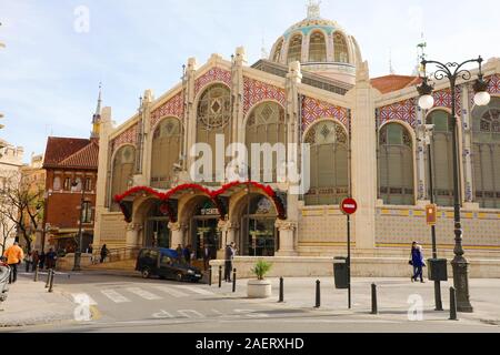 VALENCIA, Espagne - NOVEMER 28, 2019 : extérieur de Mercat Central (marché central) de Valence, Espagne Banque D'Images