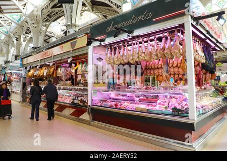 VALENCIA, Espagne - NOVEMER 27, 2019 : Mercat Central (marché central) de Valence, Espagne Banque D'Images