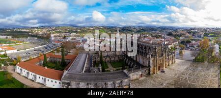 Vue aérienne de la chapelle inachevée et le monastère de Batalha Banque D'Images