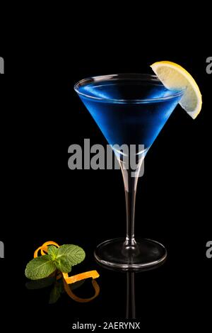 Verre de cocktail blue lagoon Banque D'Images