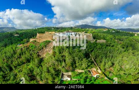 Vue aérienne de la forteresse de Sao Filipe dans Setubal Portugal star shape fort pour canons Banque D'Images