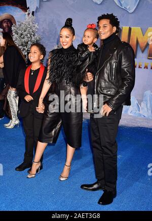 HOLLYWOOD, CA - 09 décembre : (L-R) Cree, Mowry-Hardrict Hardrict Cory Hardrict Tia, et Le Caire Tiahna Hardrict assister à la première de Sony Pictures' 'Jumanji : Le prochain niveau" à l'Théâtre chinois de Grauman sur Décembre 09, 2019 à Hollywood, Californie. Banque D'Images