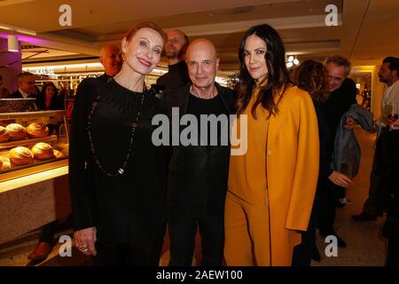 Berlin, Allemagne. Dec 10, 2019. Andrea Sawatzki (l-r) et mari Christian Berkel et Bettina Zimmermann viennent à la "KaDeWe inauguration - l'aventure continue" au grand magasin KaDeWe. Credit : Gerald Matzka/dpa-Zentralbild/ZB/dpa/Alamy Live News Banque D'Images