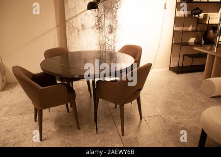 "Surface" et meubles design Store au centre commercial Amoreiras à Lisbonne, Portugal Banque D'Images