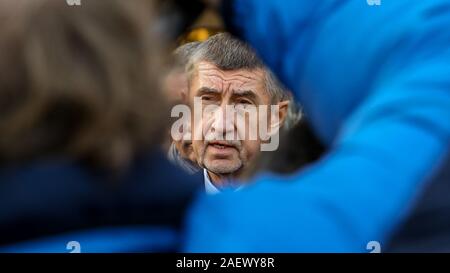 Sirènes retentit tous sur la République tchèque le 17 décembre pour commémorer les victimes de prises de vue dans l'hôpital d'Ostrava, PM Andrej Babis (photo) a déclaré à Os Banque D'Images