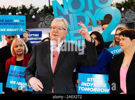 Edinburgh, Ecosse, Royaume-Uni. 11 décembre 2019. Jackson Carlaw, chef du parti conservateur écossais et Ruth Davidson à un rassemblement électoral à Édimbourg pour marquer le dernier jour de campagne avant les élections générales. Iain Masterton/Alamy Live News Banque D'Images