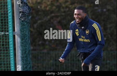 L'arsenal Ainsley Maitland-Niles au cours de la séance de formation à la London Colney. Banque D'Images