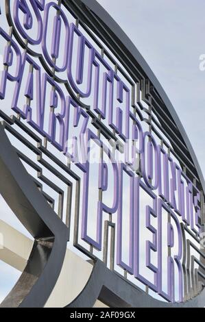 Close up of South Pointe Park Pier metal sign, Miami Beach, Miami, Floride, USA Banque D'Images