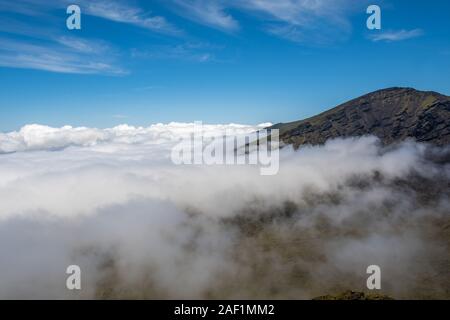 Décor de paysage de montagne épique du sentier pédestre de Haleakala National Park Banque D'Images