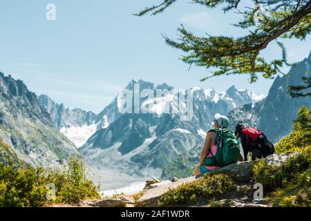 Randonneur en montagne Banque D'Images