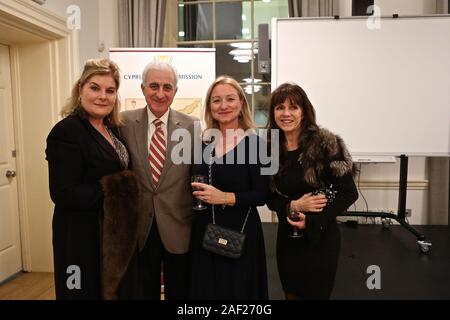 FPA Fête de Noël et de l'AGA .l'Association de la presse étrangère a tenu sa fête de Noël au Maroc pour une célébration des membres et où le nouveau Comité les candidats ont été élus . Banque D'Images