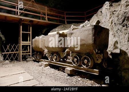 Ville souterraine de l'Oso ?nazi de la WKA, SŠuferhšhen, Pologne Novembre 2019. Les bombardements alliés ont augmenté de territoire Nazi les Allemands ont construit un vaste und Banque D'Images