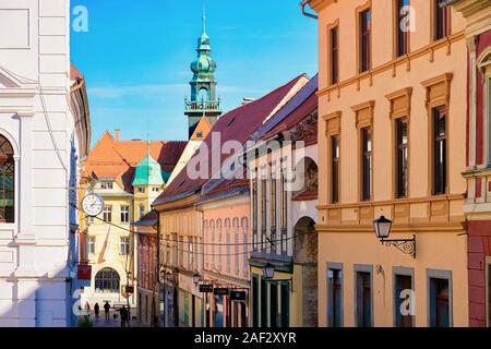 Rue à l'Hôtel de ville de la vieille ville de Ptuj en Slovénie Banque D'Images