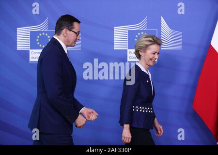 Bruxelles, Belgique. Dec 12, 2019. Le Président de la Commission européenne, Ursula von der Leyen (R) reçoit le Premier ministre polonais, Mateusz Morawiecki au siège de l'UE à Bruxelles, Belgique, le 12 décembre 2019. Credit : Zheng Huansong/Xinhua/Alamy Live News Banque D'Images