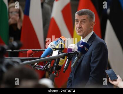 Bruxelles, Belgique. Dec 12, 2019. Le premier ministre tchèque Andrej Babis parle avant une session de deux jours du Conseil européen, le 12 décembre 2019, à Bruxelles, Belgique. Crédit : Petr Kupec/CTK Photo/Alamy Live News Banque D'Images