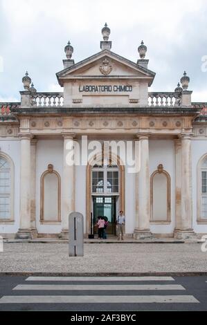 L'ancien laboratoire de chimie (maintenant un musée) à l'université de Coimbra, Coimbra, Portugal Banque D'Images